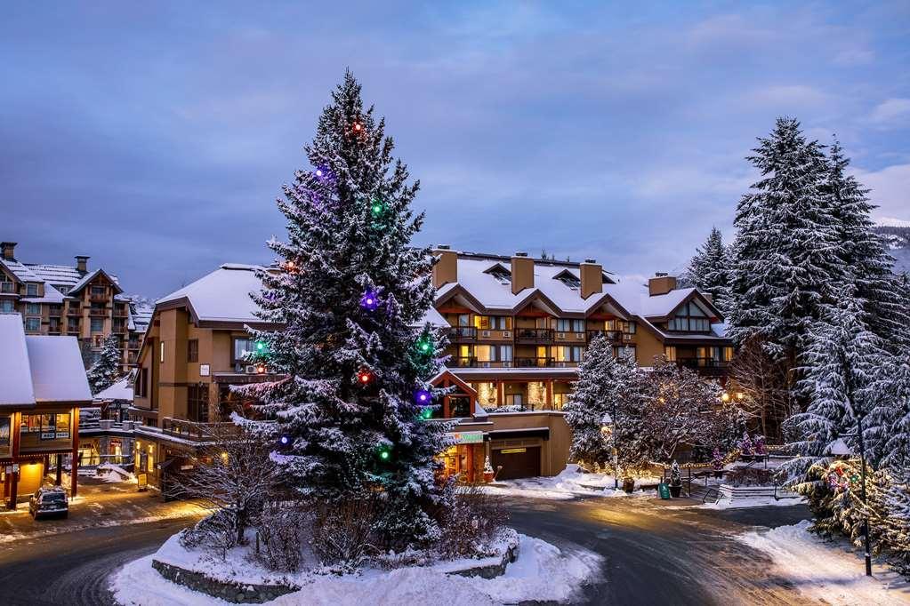 Whistler Village Inn & Suites Экстерьер фото
