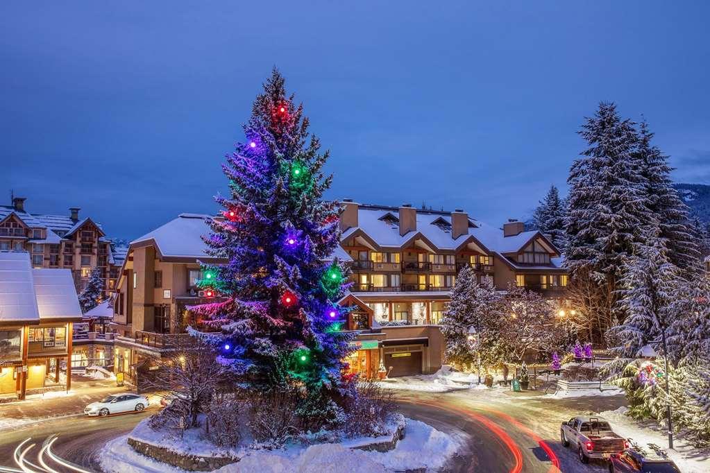 Whistler Village Inn & Suites Экстерьер фото