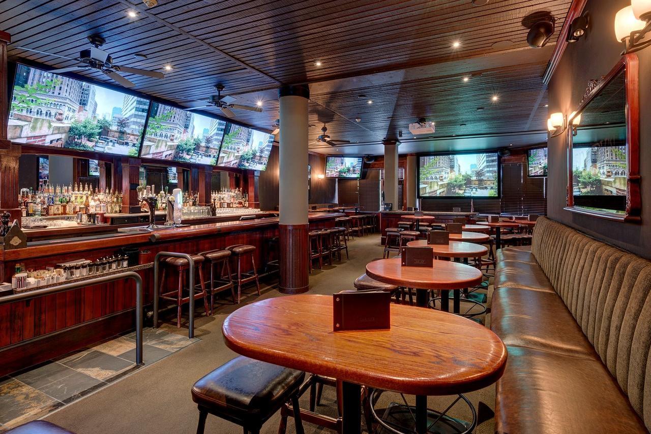 Whistler Village Inn & Suites Экстерьер фото